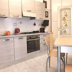 Magnifico Flat At Tiburtina Train & Metro Station *